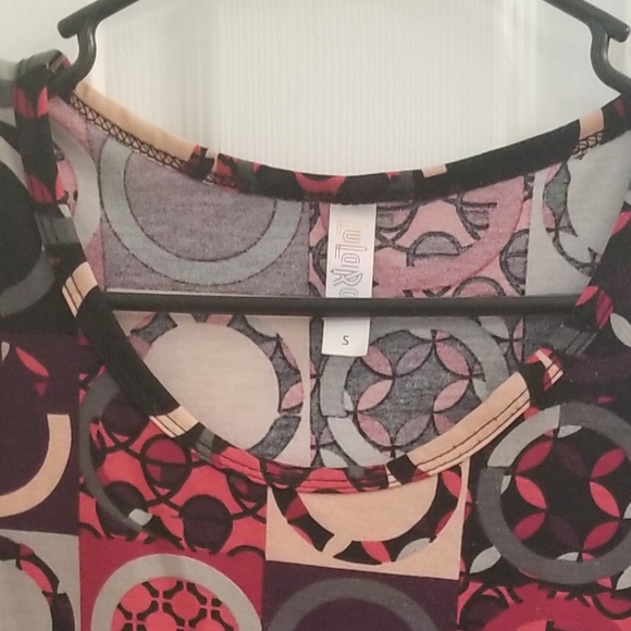 Lularoe shirt - Picture 2 of 3